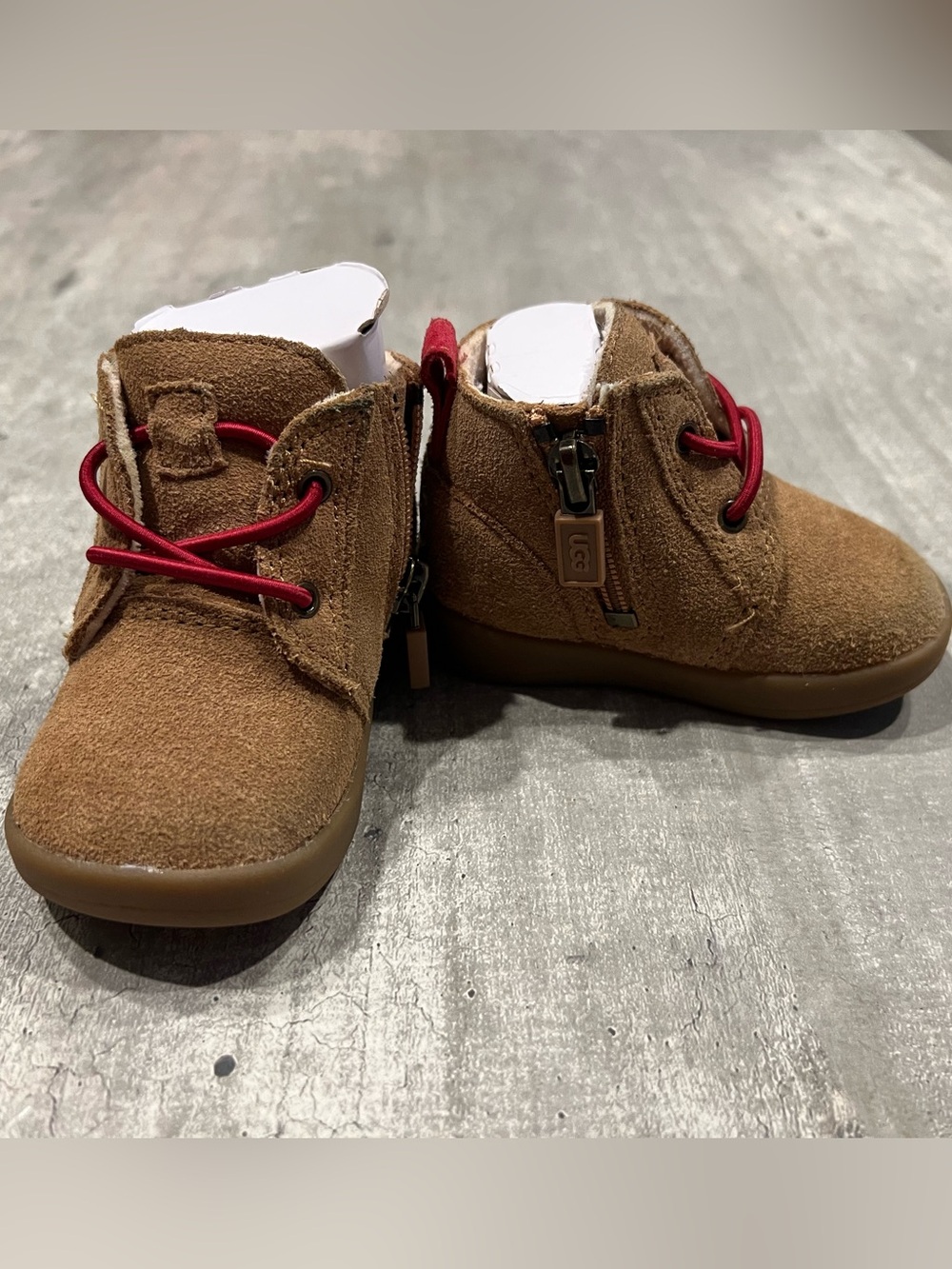 UGG New Kristjan “Chukka” baby toddler boots - brown chestnut red laces & trim